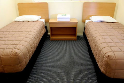 Armidale Motel - Mackay Tourism 5