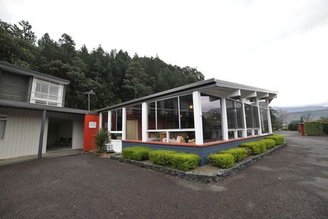 Silver Hills Motel - Mackay Tourism 5