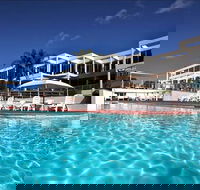 Opal Cove Resort - Mackay Tourism