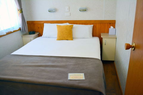 Nitmiluk Chalets - Mackay Tourism 3