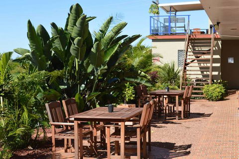 Taree Motor Inn - Mackay Tourism 1