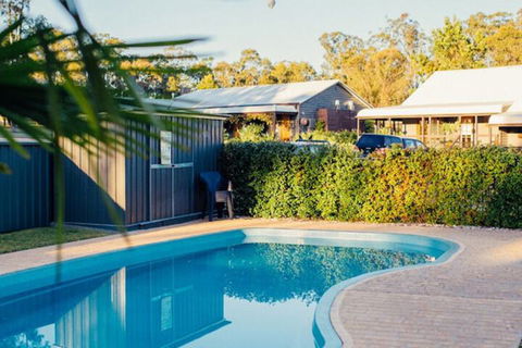 Hermitage Lodge - Mackay Tourism 3