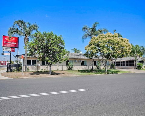 Econo Lodge Moree Spa Motor Inn - Mackay Tourism 2