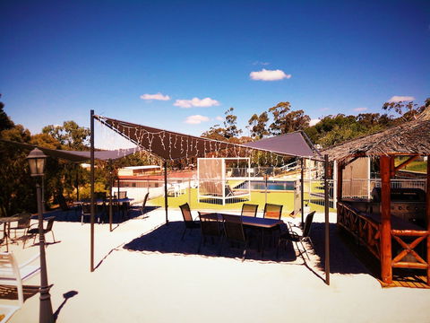 Clare Valley Motel - Mackay Tourism 3