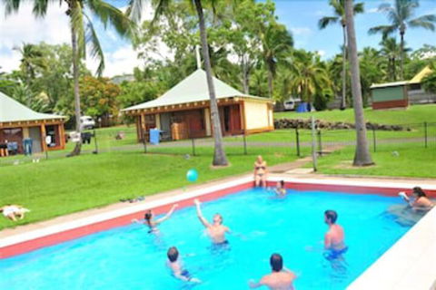 Nomads Airlie Beach - Mackay Tourism 7