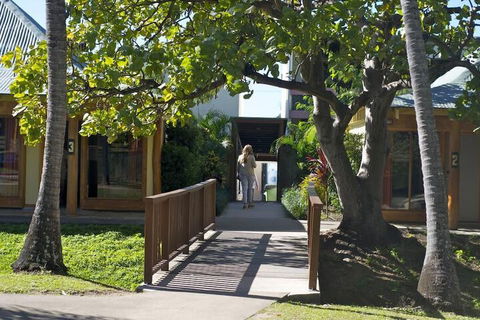 Nomads Airlie Beach - Mackay Tourism 2
