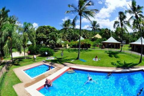 Nomads Airlie Beach - Mackay Tourism 0