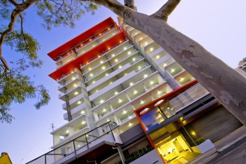 The Edge Apartment Hotel - Mackay Tourism 0