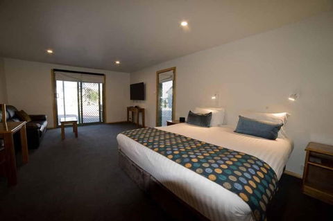 Risby Cove - Mackay Tourism 6