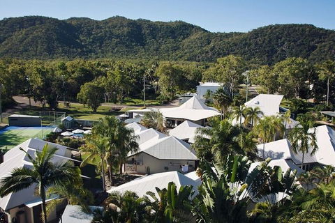 Island Leisure Resort - Mackay Tourism 3