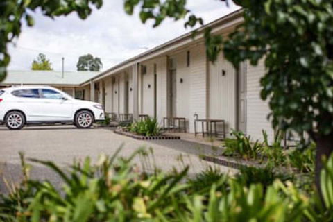 Merivale Motel - Mackay Tourism 0