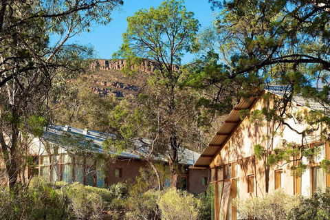 Wilpena Pound Resort - Mackay Tourism 1