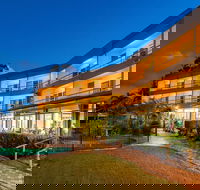 Camelot Motel - Mackay Tourism