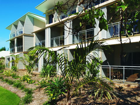 Oaks Broome Hotel - Mackay Tourism 3