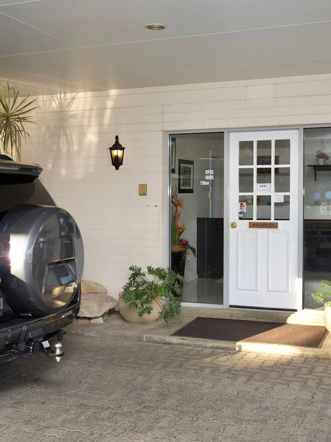 Pioneer Motel - Mackay Tourism 1