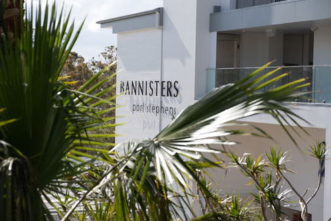 Bannisters Port Stephens - Mackay Tourism 1