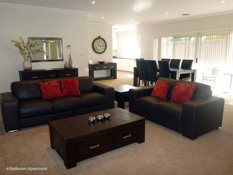 Charles Sturt Suites & Apartments - Mackay Tourism 6