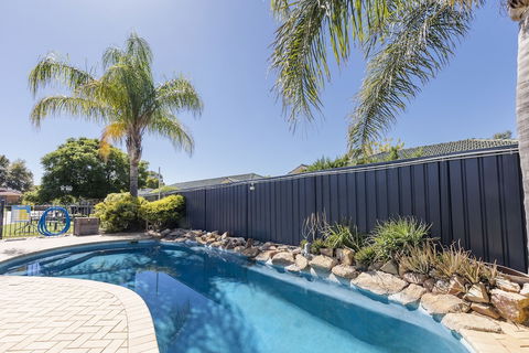 Best Western Ambassador Motor Inn & Apartments - Mackay Tourism 5