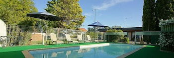 Nicholas Royal Motel - Mackay Tourism 5