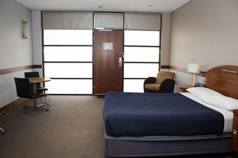 Highlander Hotel - Mackay Tourism 6
