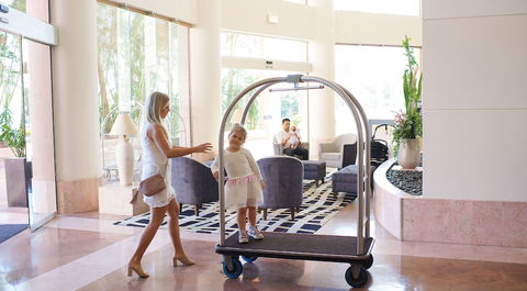 Crowne Plaza Surfers Paradise, An IHG Hotel - Mackay Tourism 4