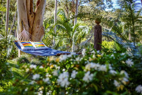 Sensom Luxury Bed & Breakfast - Mackay Tourism 3