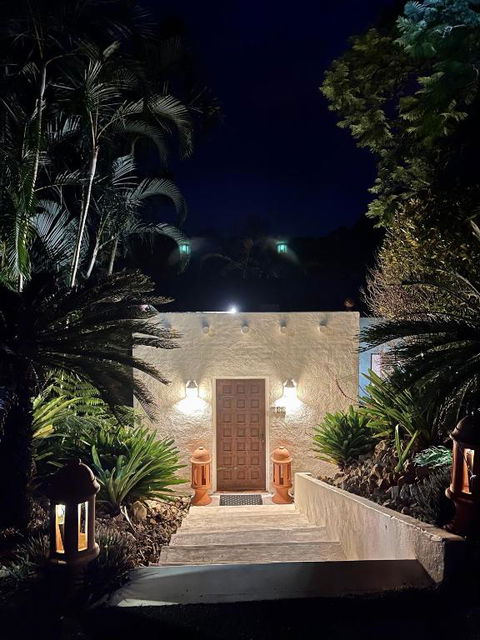 Sensom Luxury Bed & Breakfast - Mackay Tourism 6