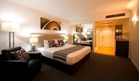 Central Cosmo Apartments - Mackay Tourism 3