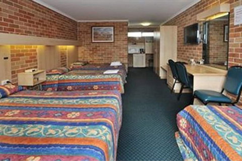 Windsor Terrace Motel - Mackay Tourism 4