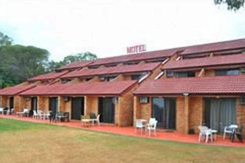 Windsor Terrace Motel - Mackay Tourism 1