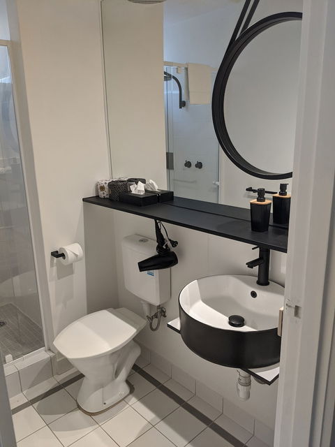 Davis Avenue Apartments - Mackay Tourism 5