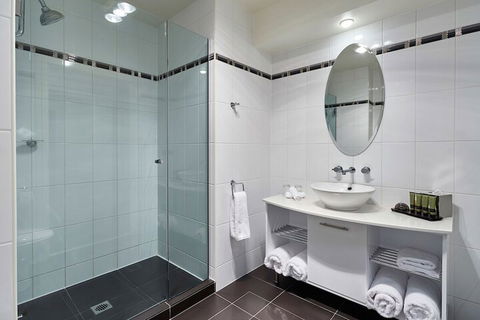 Peppers Seaport Hotel - Mackay Tourism 5