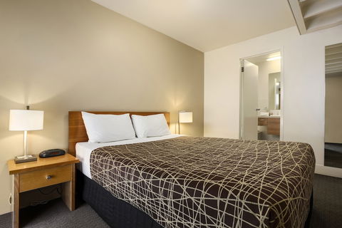 Old Woolstore Apartment Hotel - Mackay Tourism 3