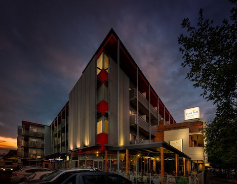 Punthill Essendon - Mackay Tourism 1