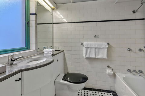 Morgans Boutique Hotel - Mackay Tourism 7
