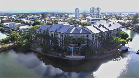 Paradise Island Resort - Mackay Tourism 3