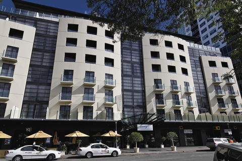 Mantra Hindmarsh Square - Mackay Tourism 1
