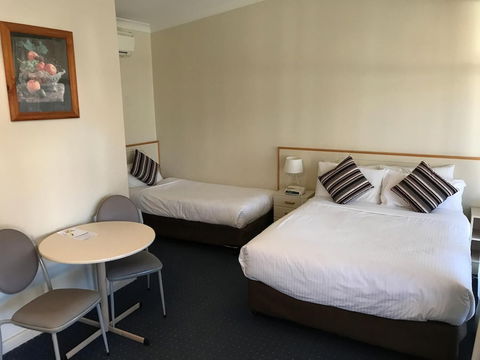 Orange Motor Lodge - Mackay Tourism 2