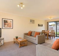 Mount Waverley Townhouses - Mackay Tourism
