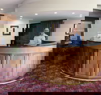 Ensenada Motor Inn and Suites - Mackay Tourism