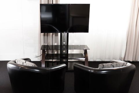 Bay Hotel Apartments - Mackay Tourism 2