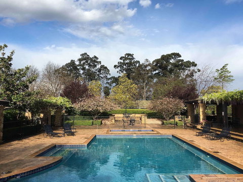 Mercure Resort Hunter Valley Gardens - Mackay Tourism 0