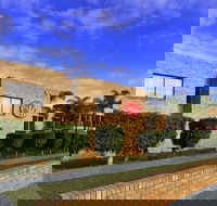 Metro Inn Ryde - Mackay Tourism