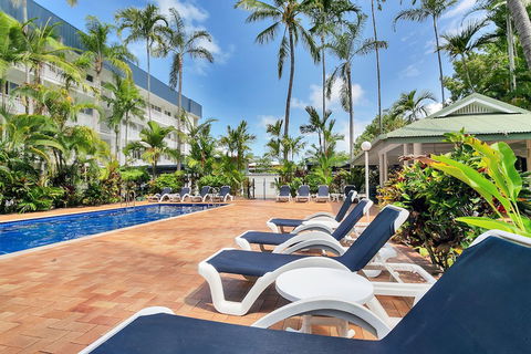 Agincourt Beachfront Apartments - Mackay Tourism 5