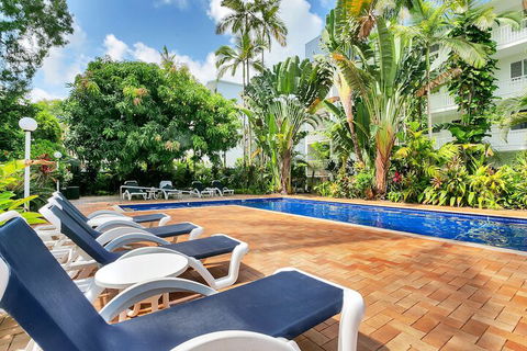 Agincourt Beachfront Apartments - Mackay Tourism 7