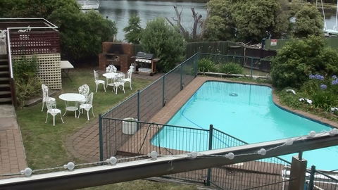 Waterfront Lodge Motel - Mackay Tourism 4