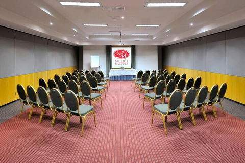 Metro Hotel Ipswich International - Mackay Tourism 0