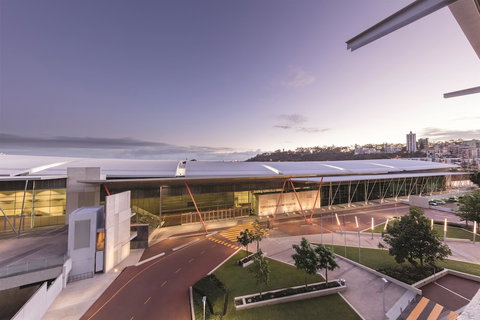 Adina Apartment Hotel Perth - Mackay Tourism 1