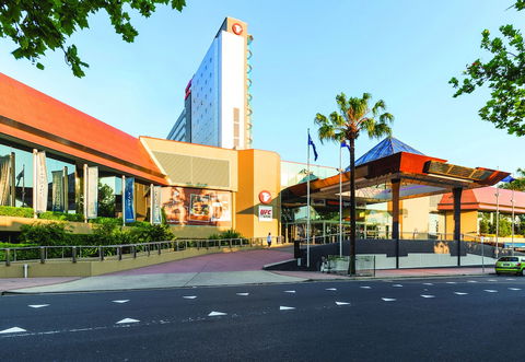 Travelodge Hotel Bankstown Sydney - Mackay Tourism 1