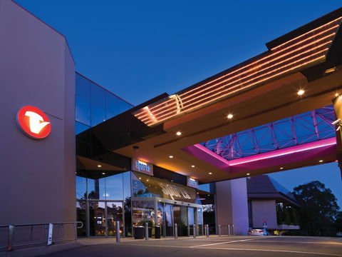 Travelodge Hotel Bankstown Sydney - Mackay Tourism 0